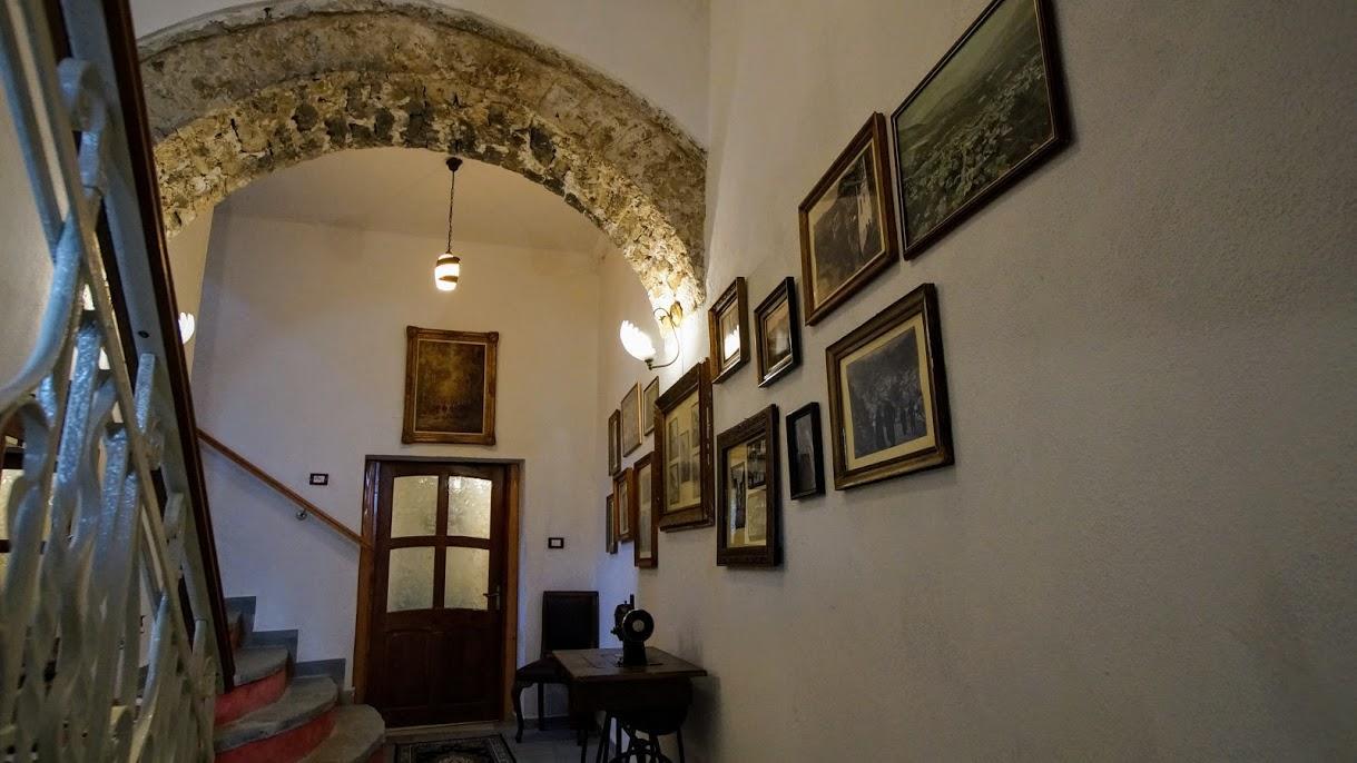 The Home Of Diplomacy Gjirokastër Dış mekan fotoğraf