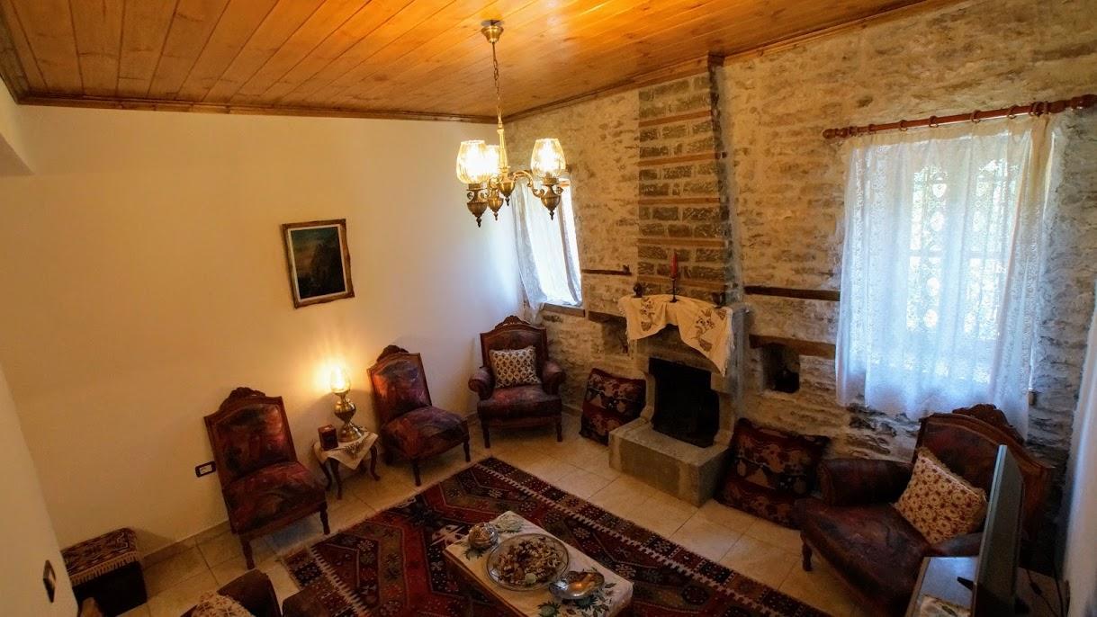 The Home Of Diplomacy Gjirokastër Dış mekan fotoğraf