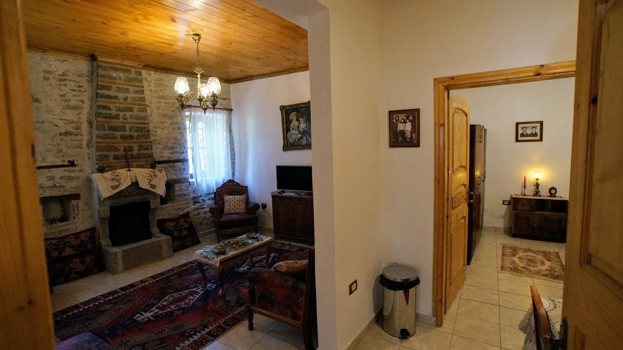 The Home Of Diplomacy Gjirokastër Dış mekan fotoğraf